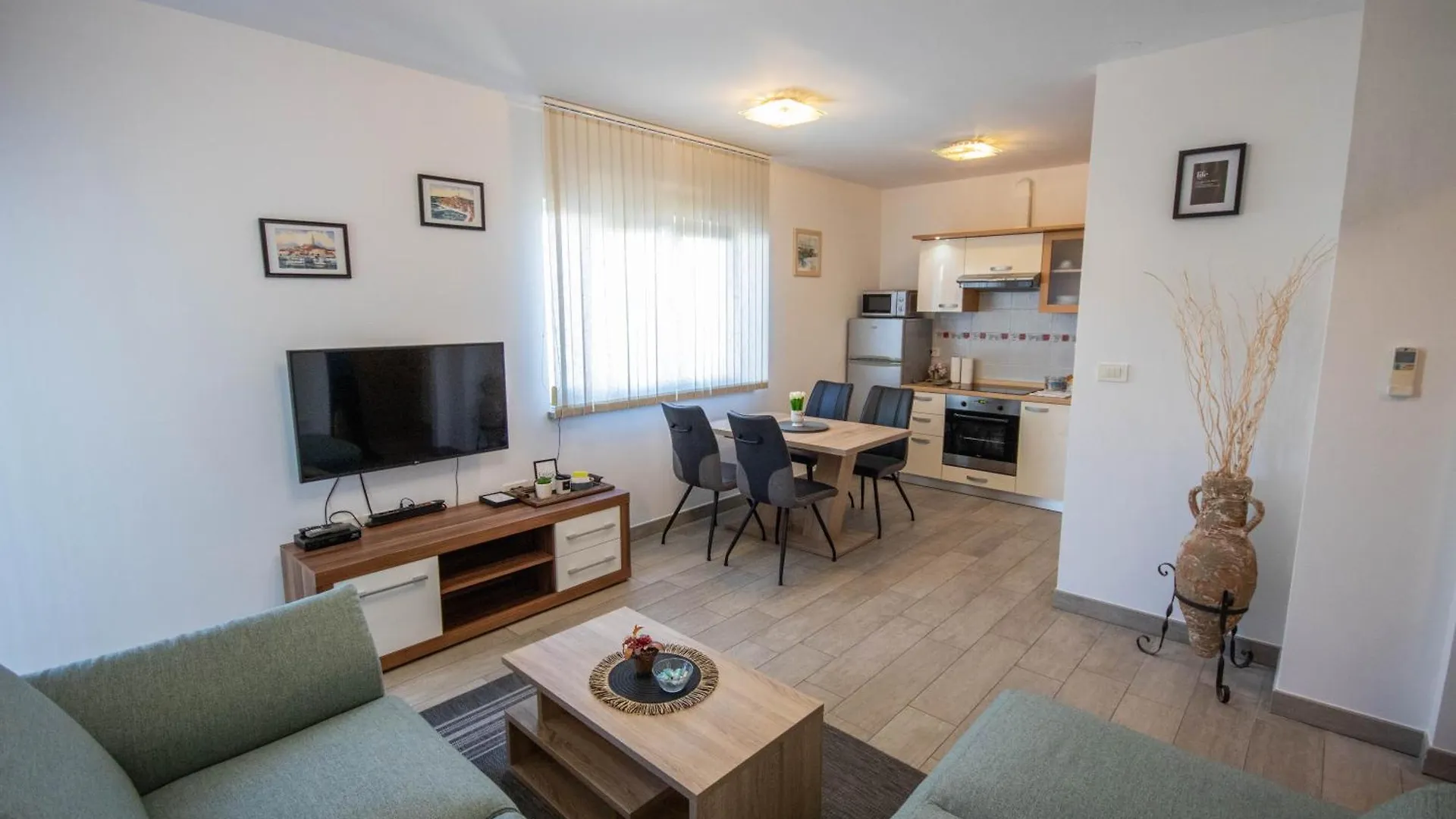 Apartment Ana Ρόβινι Κροατία